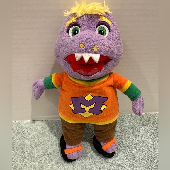 Official Chuck E Cheese Mr. Munch Plush 11" Doll Figure - Picture 1 of 6